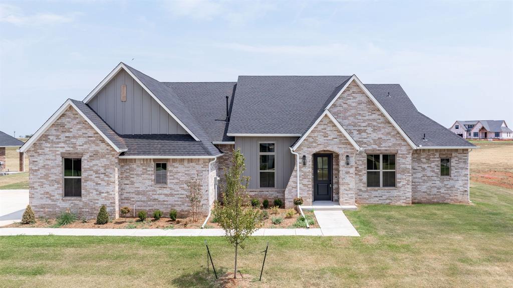 6920 Lake View Court Property Photo 2