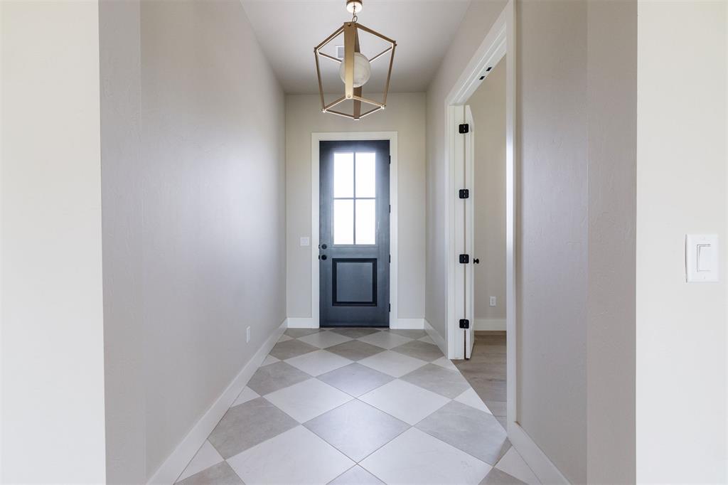 6920 Lake View Court Property Photo 3