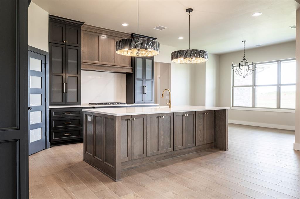 6920 Lake View Court Property Photo 17