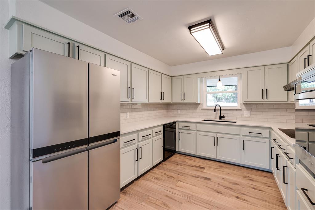 4108 E Blue Ridge Road Property Photo 11