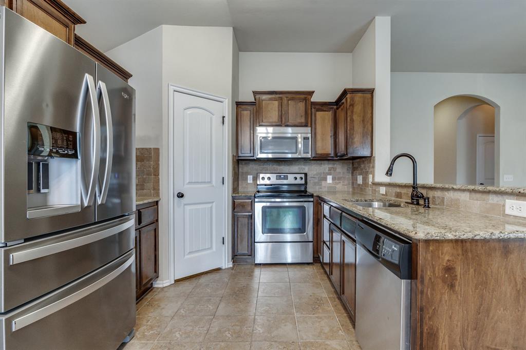 1228 Greenfield Avenue Property Photo 13