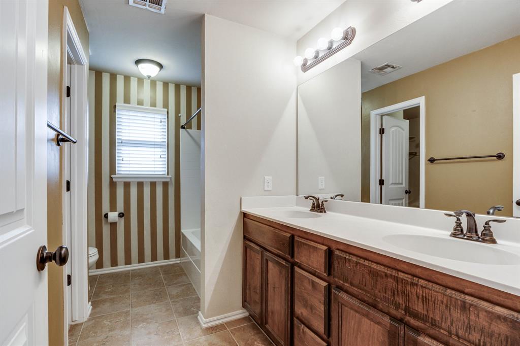 1228 Greenfield Avenue Property Photo 17