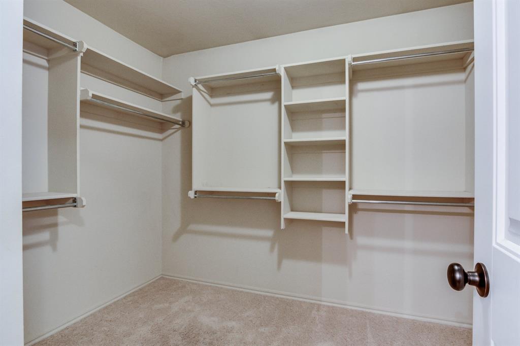 1228 Greenfield Avenue Property Photo 18