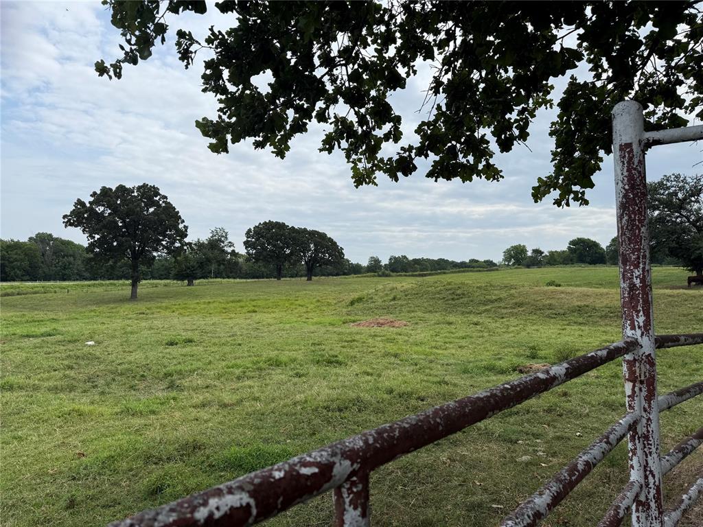 472481 E 1120 Road Property Photo 6