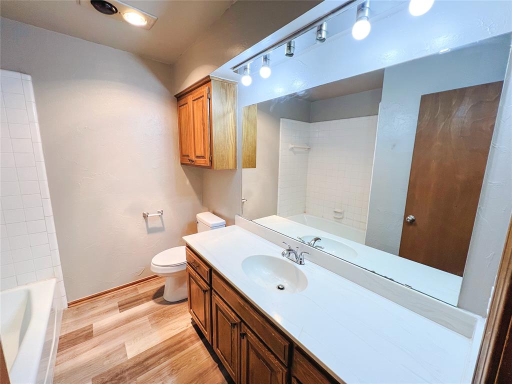 213 Woodbridge Circle Property Photo 13