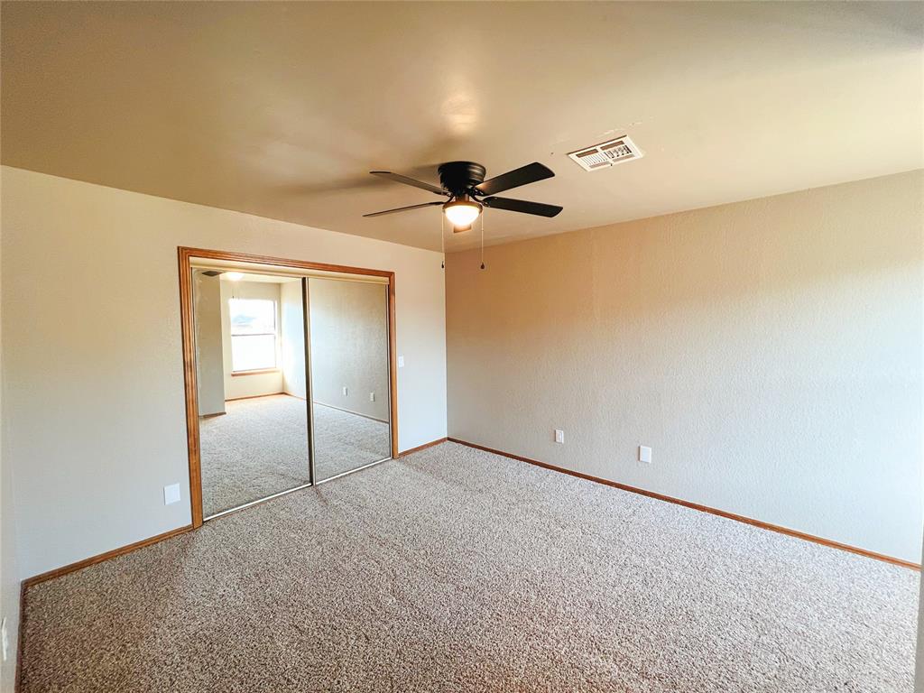 213 Woodbridge Circle Property Photo 18