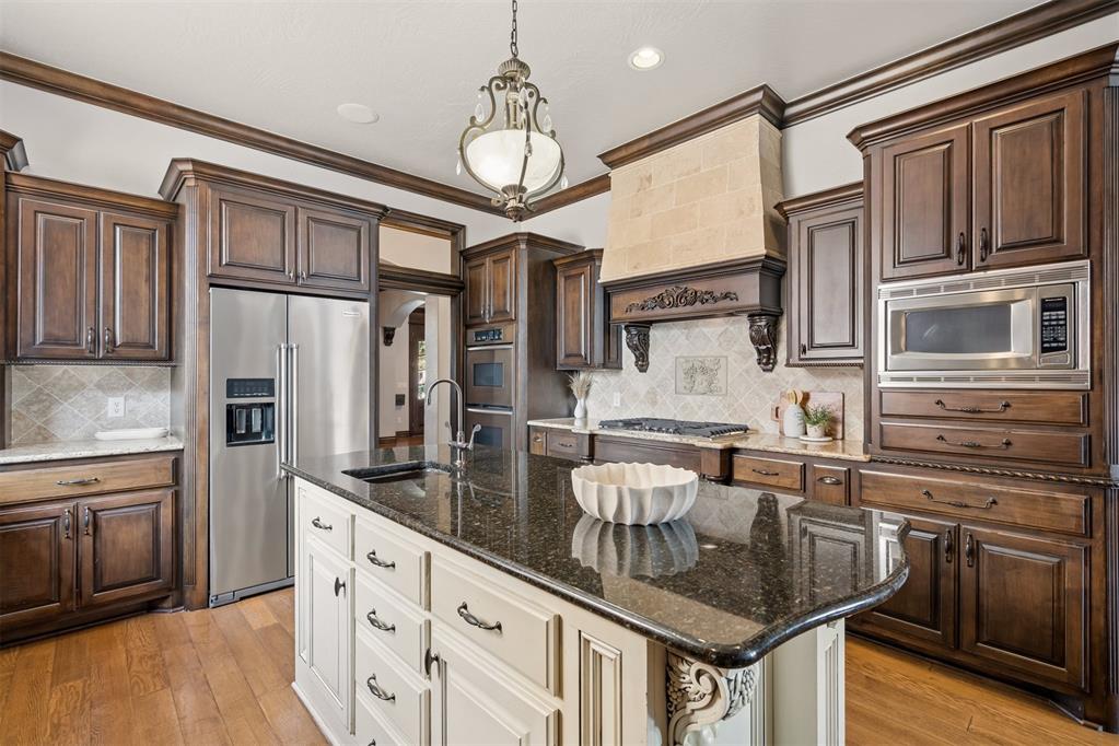 12900 Lorien Way Property Photo 17