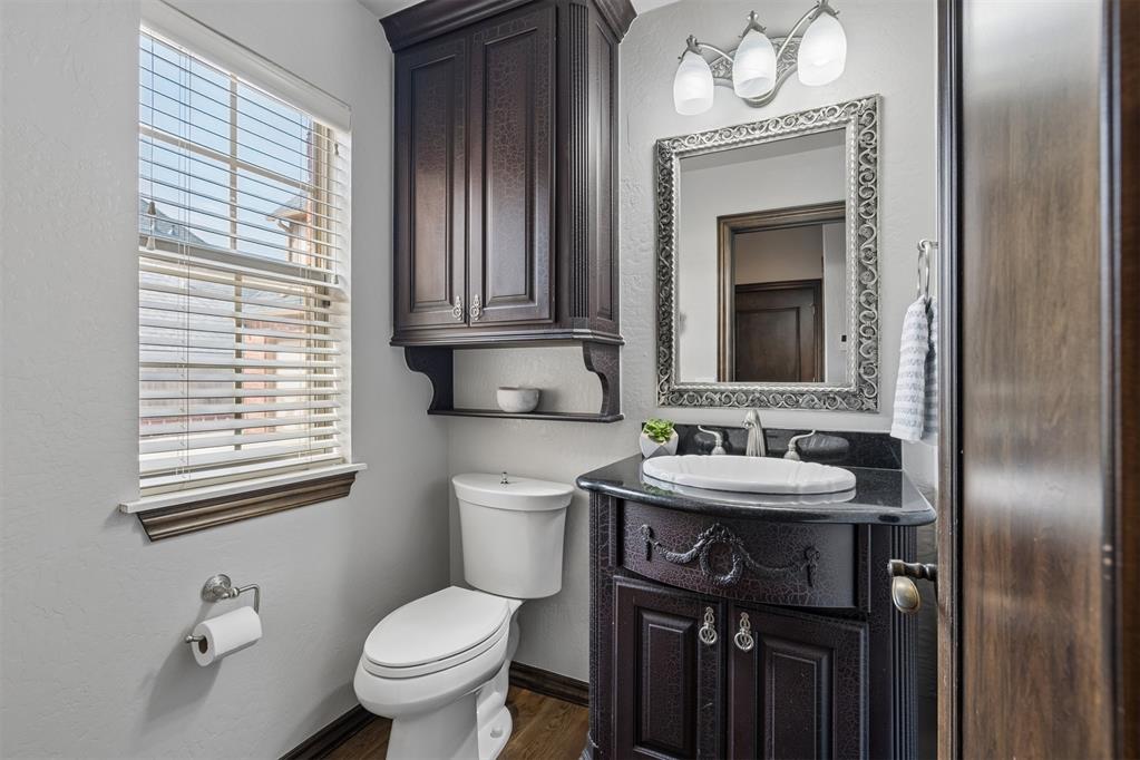 12900 Lorien Way Property Photo 22