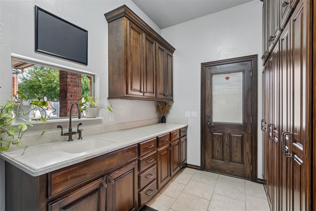 12900 Lorien Way Property Photo 29