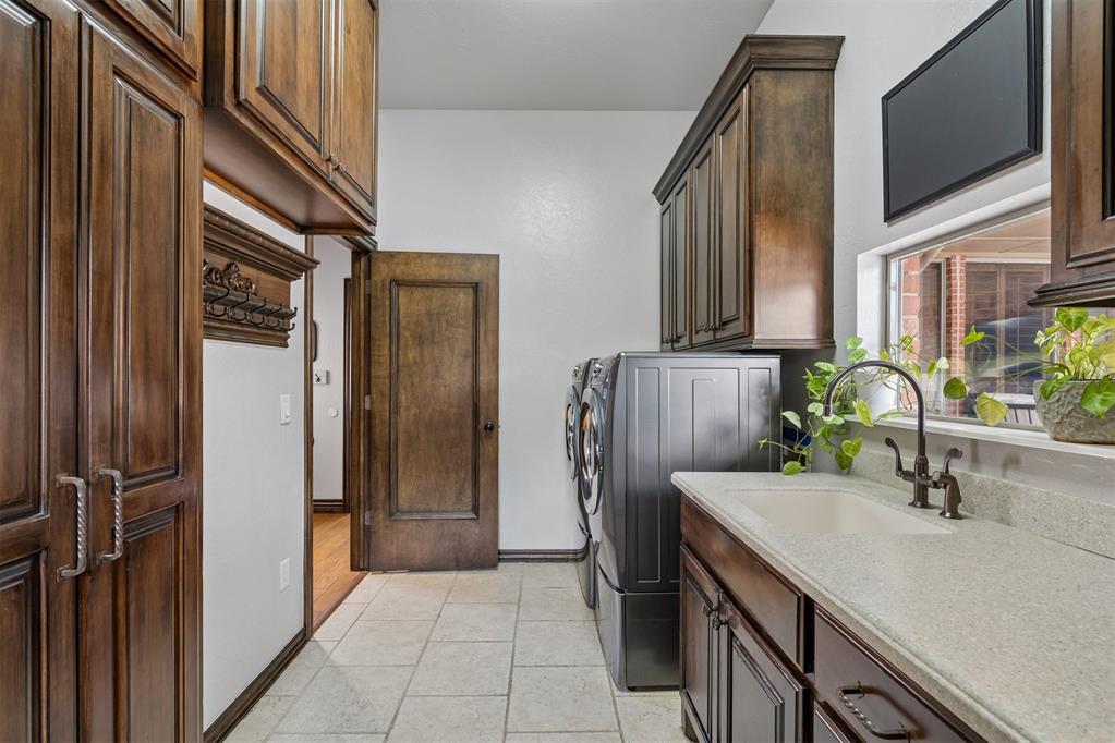 12900 Lorien Way Property Photo 30