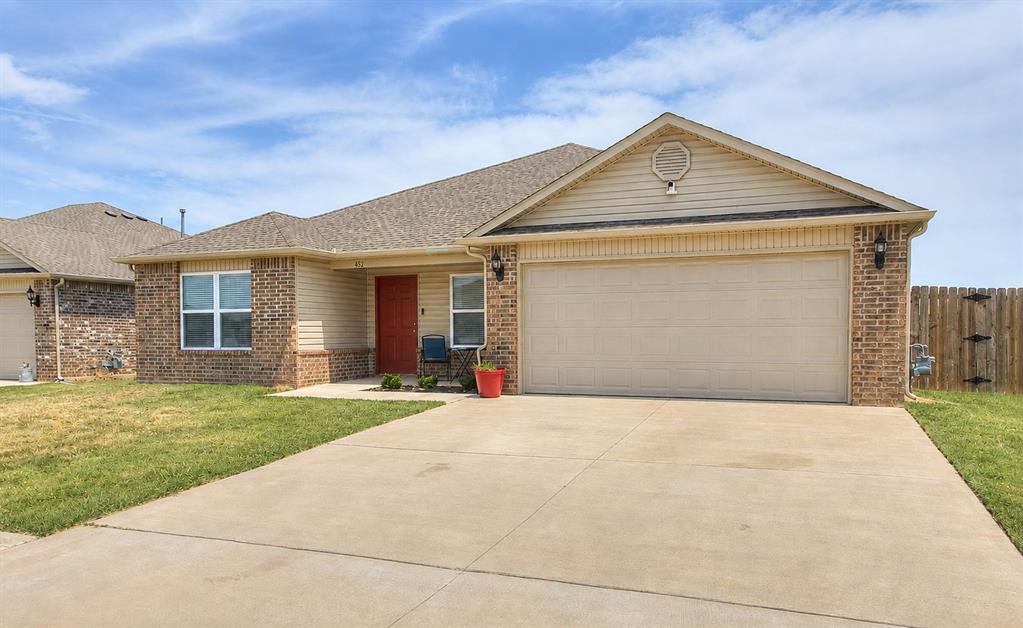 452 Fox Den Drive Property Photo 1