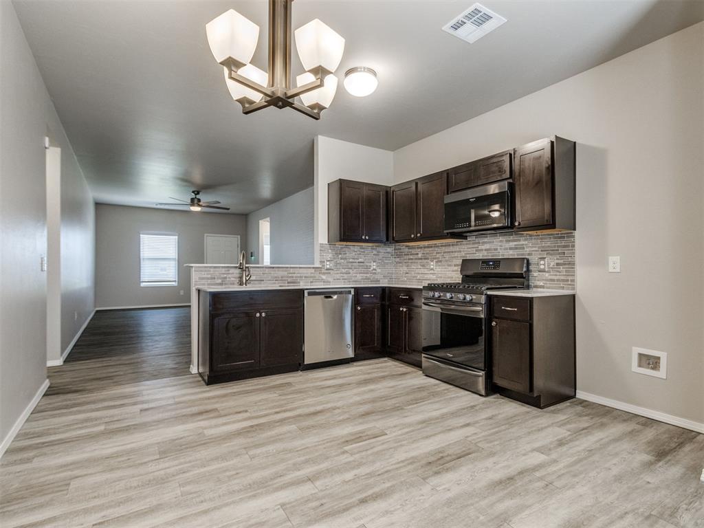 452 Fox Den Drive Property Photo 28