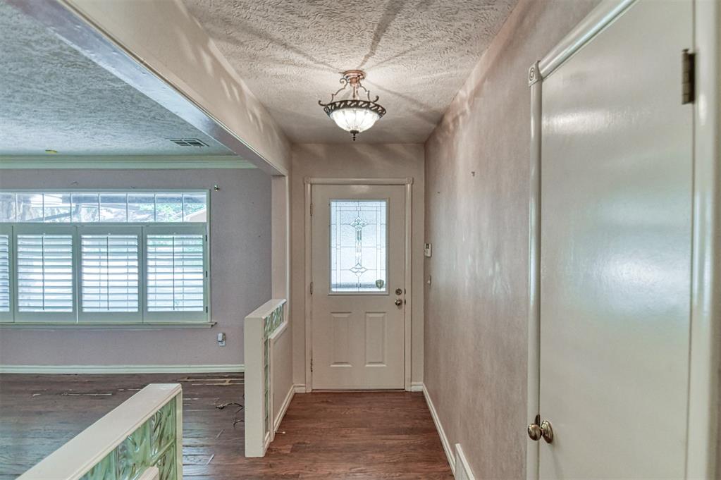 2817 N Holloway Property Photo 5
