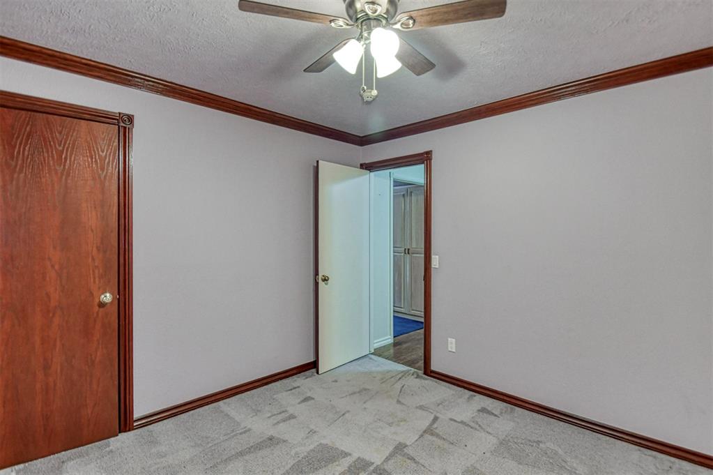 2817 N Holloway Property Photo 31