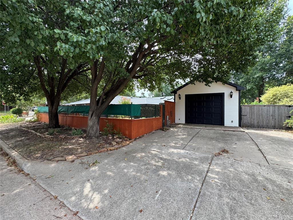 2817 N Holloway Property Photo 49