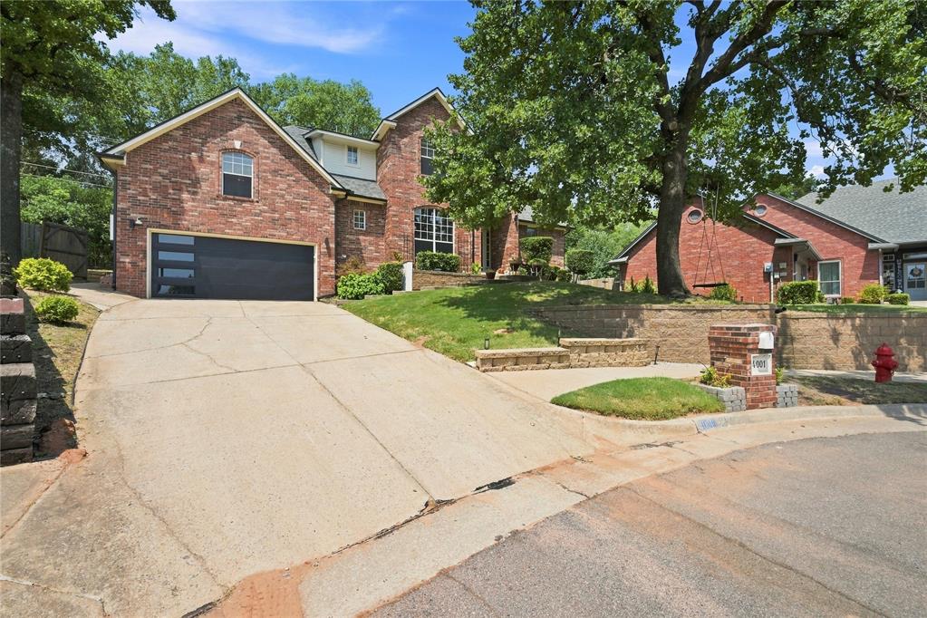 4001 Eaton Place Property Photo 3