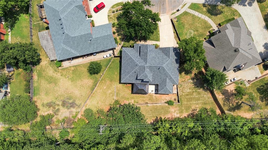 4001 Eaton Place Property Photo 7