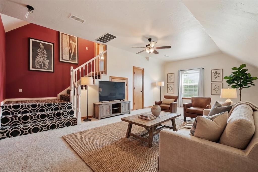 4001 Eaton Place Property Photo 10