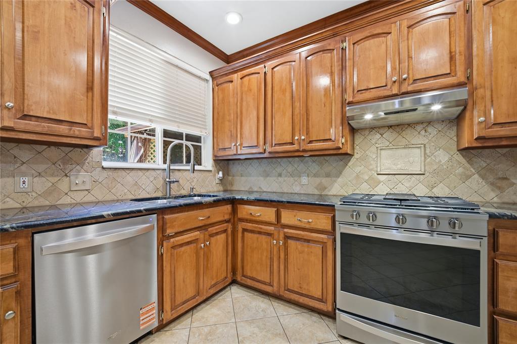 4001 Eaton Place Property Photo 20