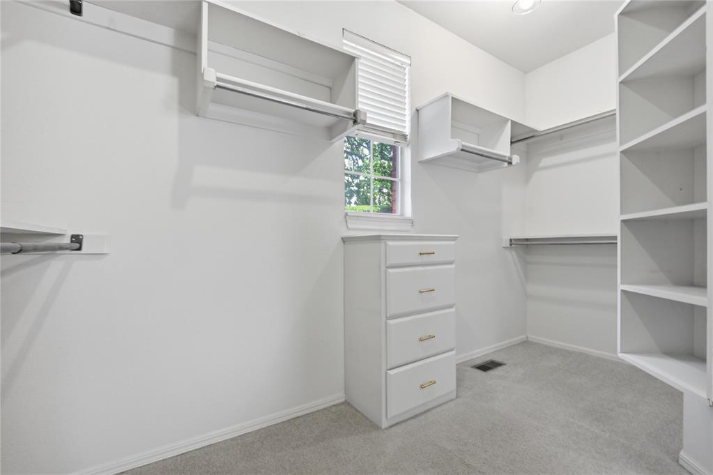 4001 Eaton Place Property Photo 29