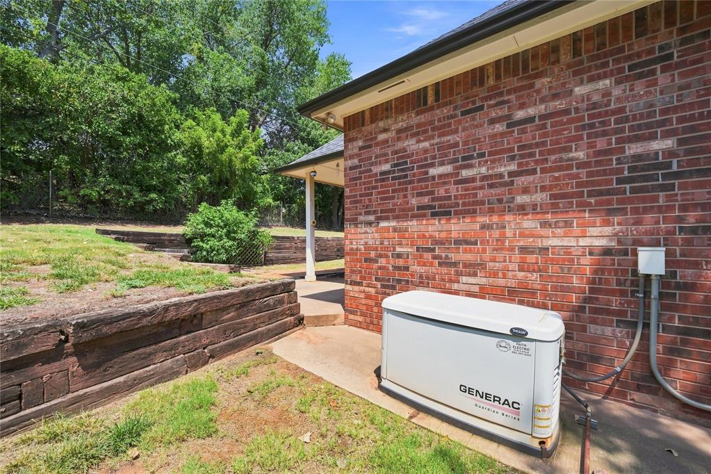 4001 Eaton Place Property Photo 43