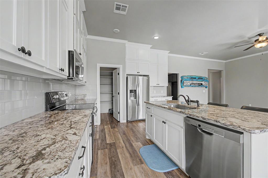 14951 Remington Drive Property Photo 11