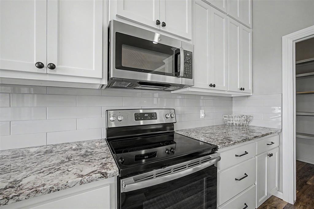 14951 Remington Drive Property Photo 12