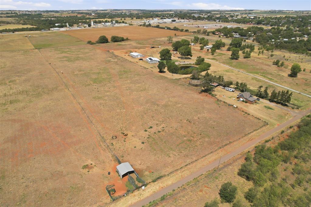 Spencer Road Property Photo 4