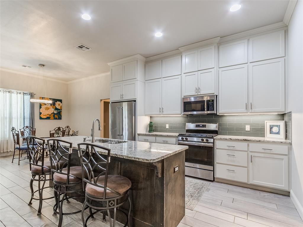 18455 Stagecoach Trail Property Photo 14