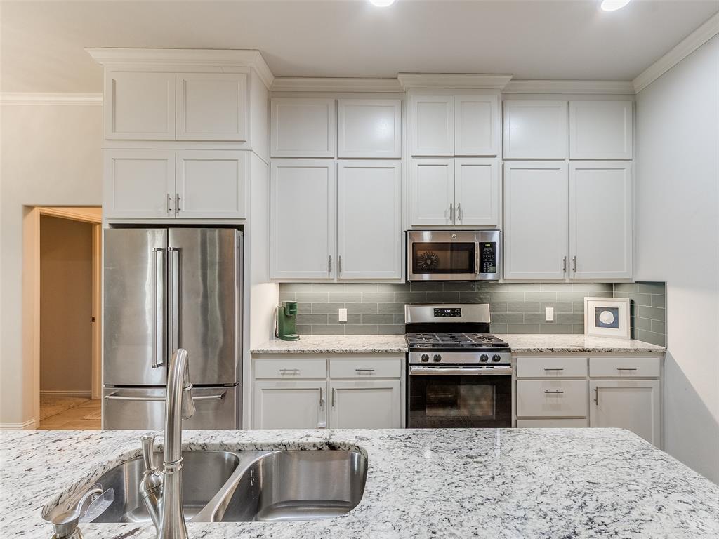 18455 Stagecoach Trail Property Photo 15