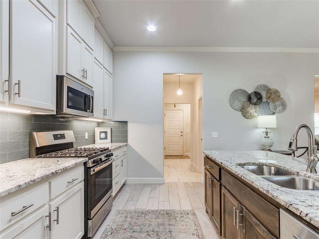 18455 Stagecoach Trail Property Photo 17