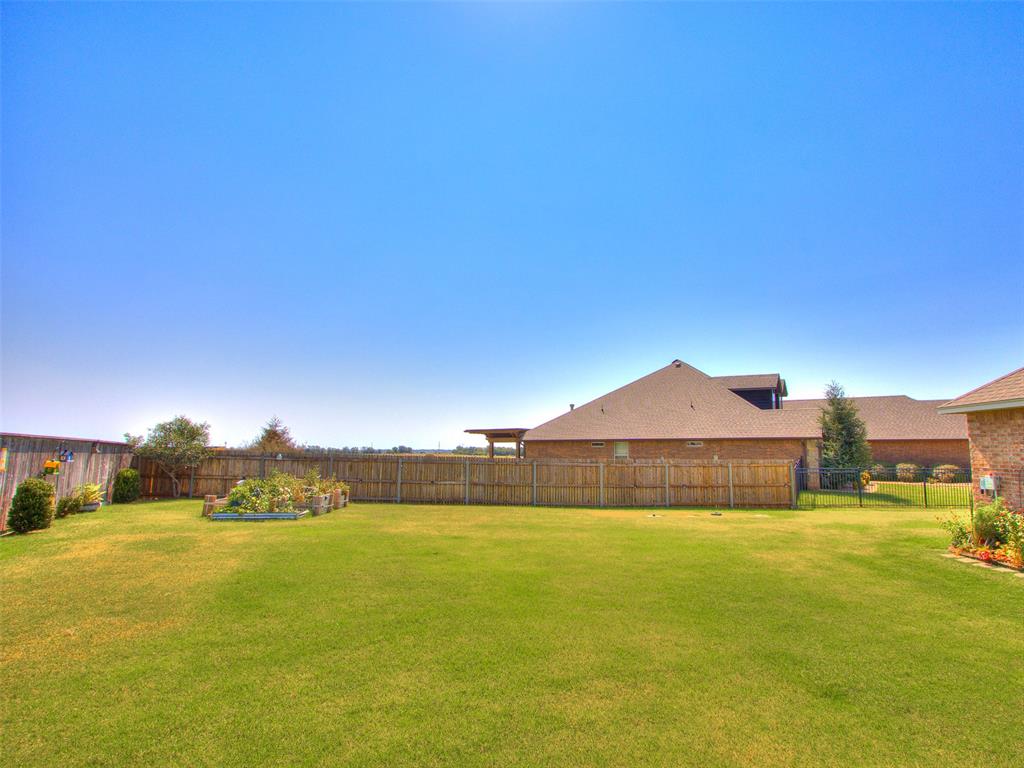 18455 Stagecoach Trail Property Photo 37