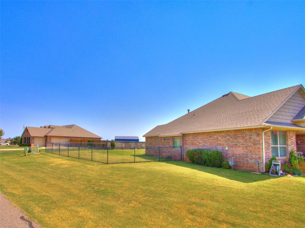 18455 Stagecoach Trail Property Photo 40