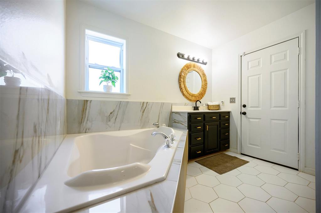 152 Mitchell Lane Property Photo 20