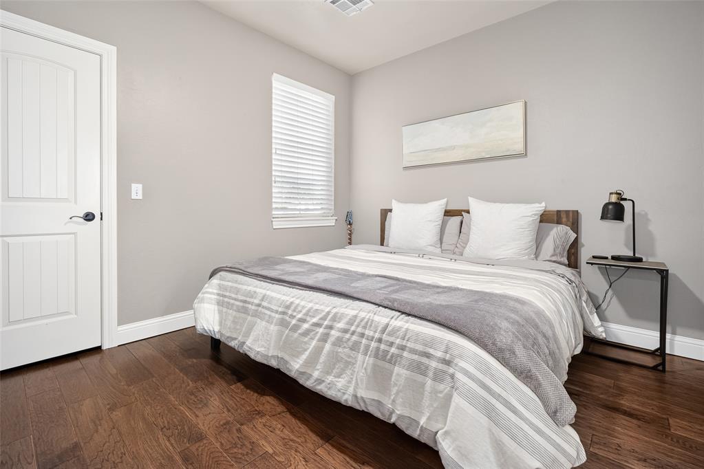 391 Taylam Road Property Photo 25
