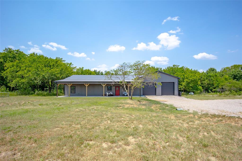 214252 Ladd Avenue Property Photo 5
