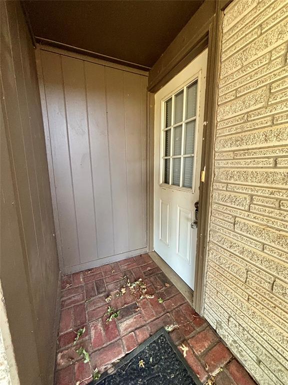 11907 N Mustang Road Property Photo 2
