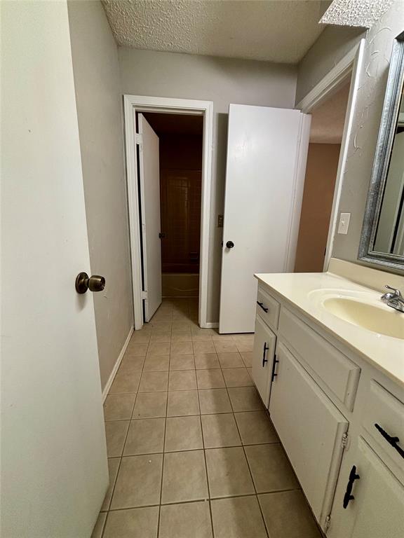 11907 N Mustang Road Property Photo 6