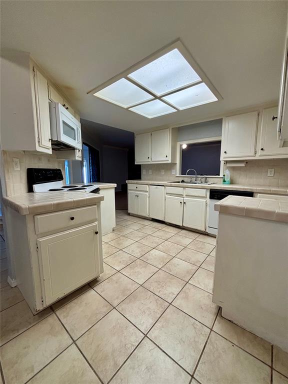 11907 N Mustang Road Property Photo 18