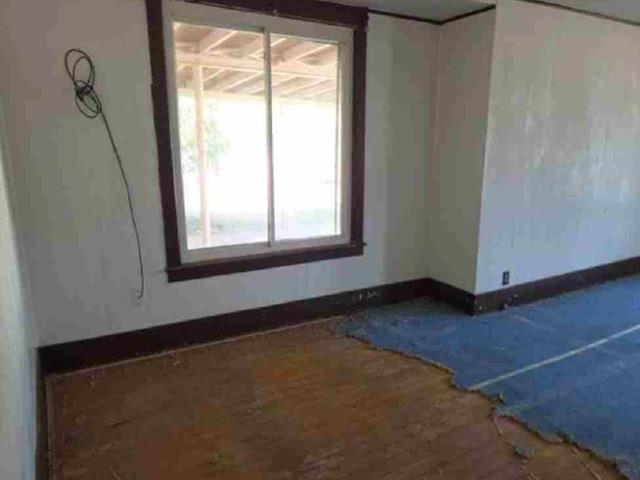 321 W B Avenue Property Photo 4