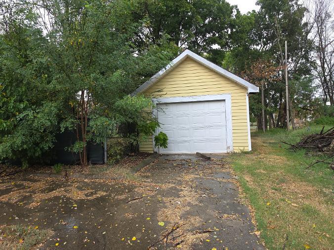 128 S 4th Street Property Photo 5