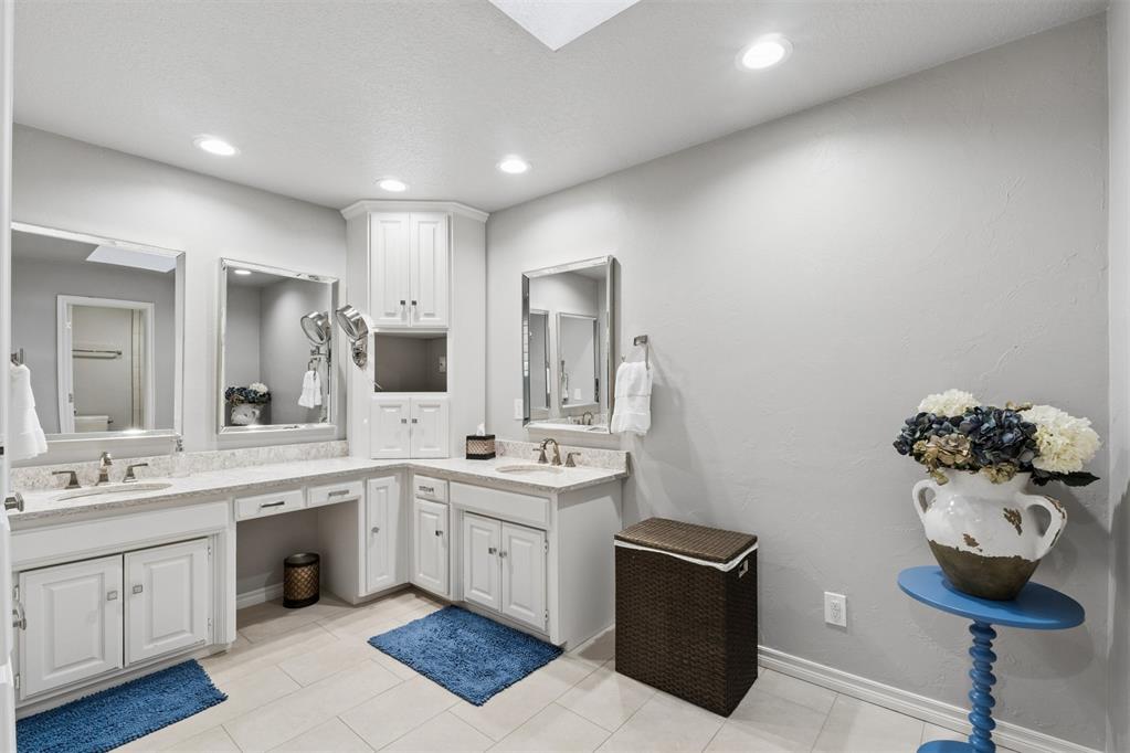 10200 E Apple Valley Road Property Photo 20