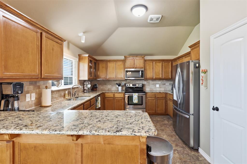 604 Apple Tree Lane Property Photo 10