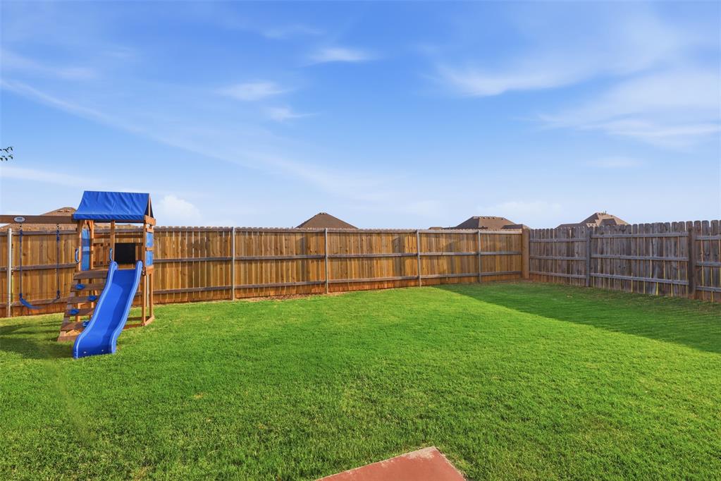 604 Apple Tree Lane Property Photo 27