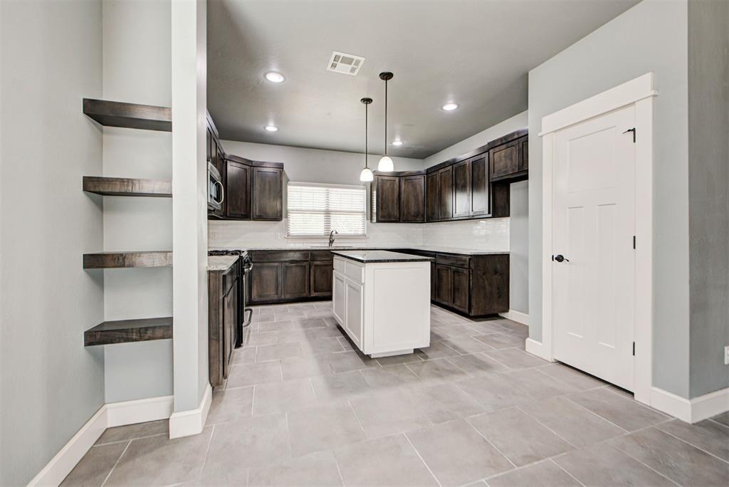 225 Sw 148th Street Property Photo 15