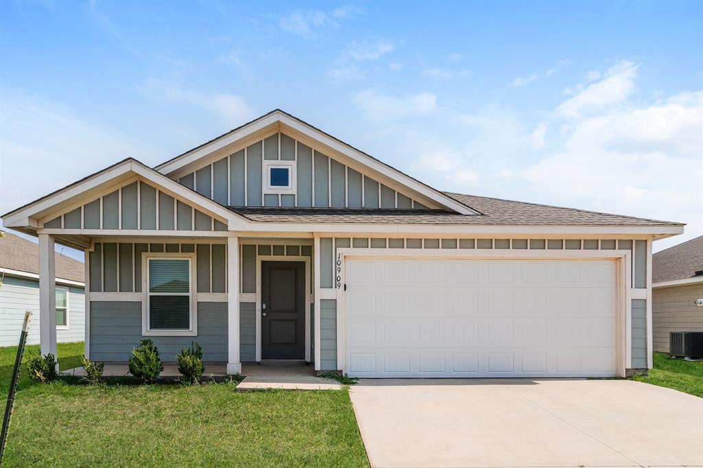 10909 SW 23rd Place Property Photo 1