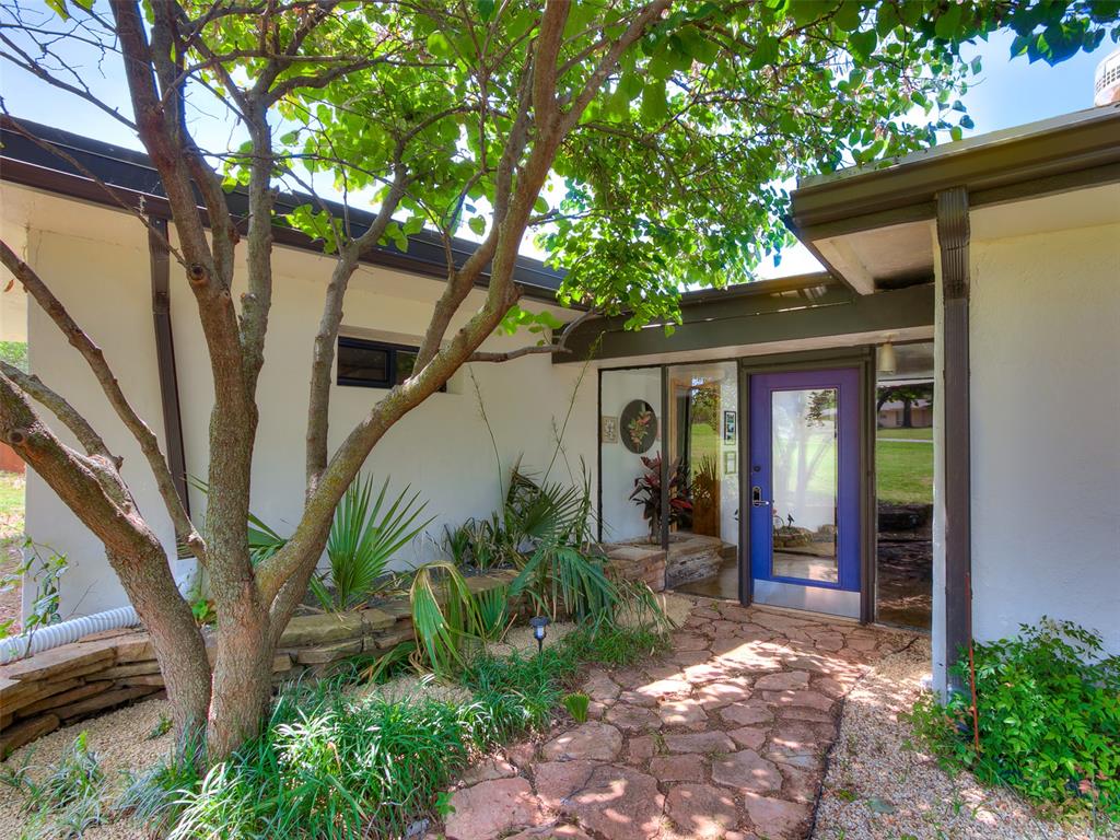 3200 Norcrest Drive Property Photo 1