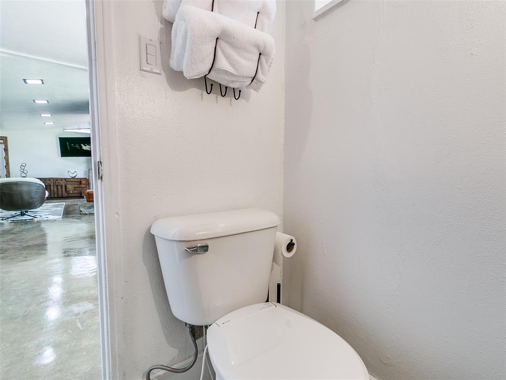 3200 Norcrest Drive Property Photo 19