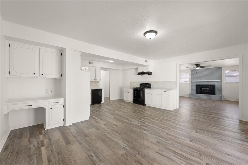 141 W Silver Meadow Drive Property Photo 4