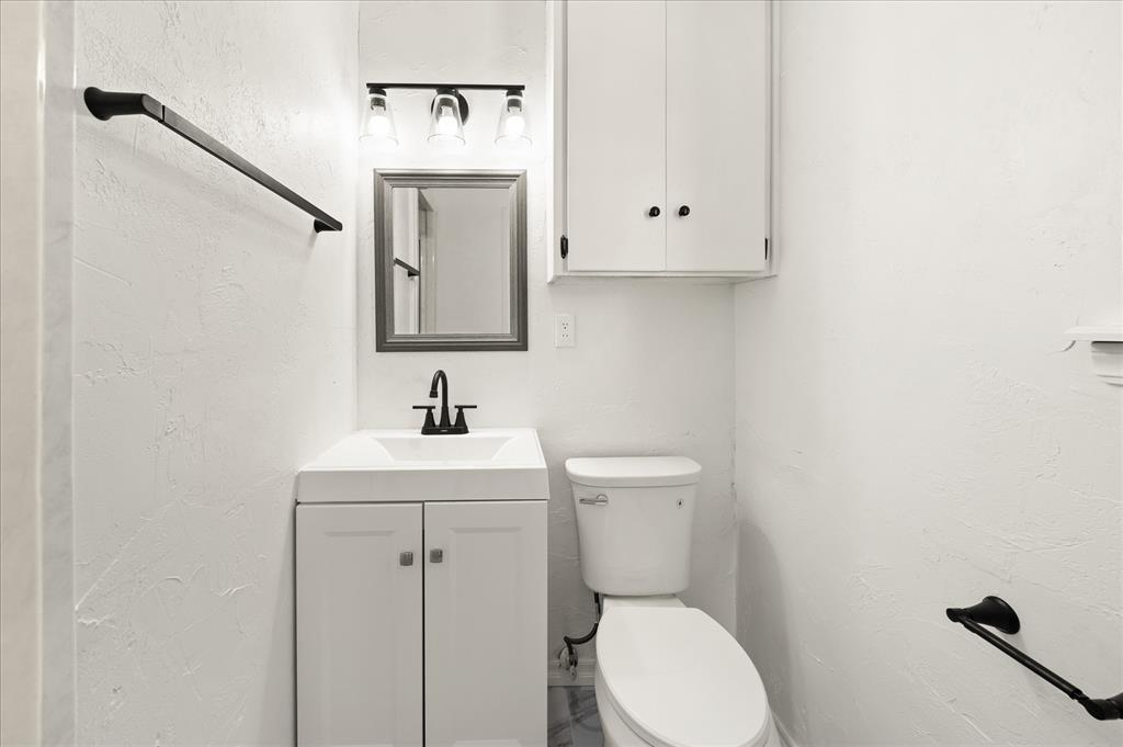 141 W Silver Meadow Drive Property Photo 10